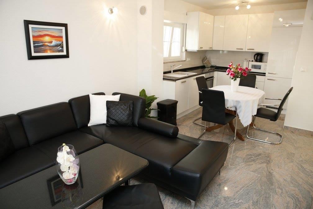 Apartments Simic فوديس المظهر الخارجي الصورة